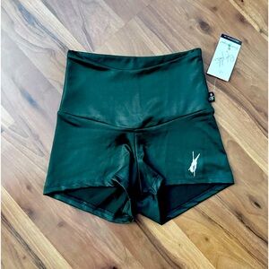 Champion Fit Shorts (Rafaela Montanaro) - Pearlescent Dark Olive Green